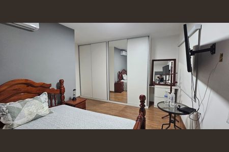 Quarto de casa para alugar com 3 quartos, 190m² em Jardim da Gloria, São Paulo