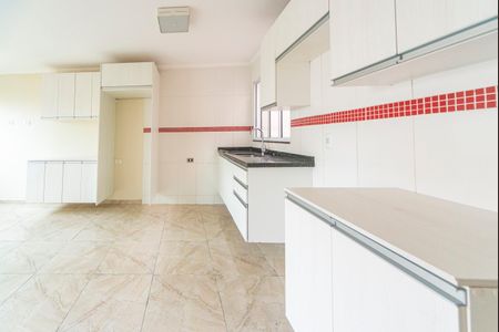 Casa de condomínio à venda com 120m², 3 quartos e 1 vagaCozinha 