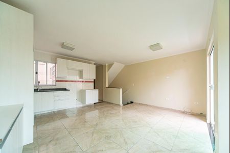 Casa de condomínio à venda com 120m², 3 quartos e 1 vagaSala