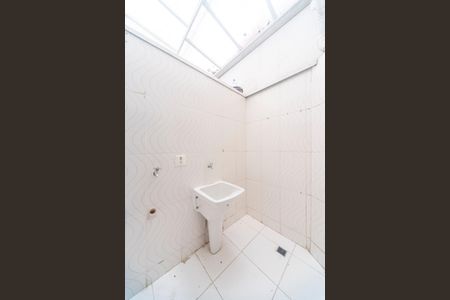 Casa de condomínio à venda com 120m², 3 quartos e 1 vagaÁrea de Serviço