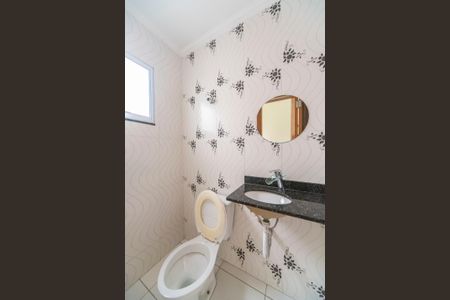 Casa de condomínio à venda com 120m², 3 quartos e 1 vagaLavabo