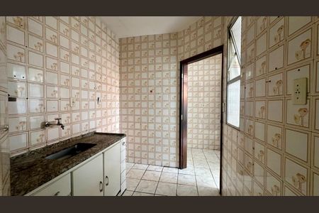 Apartamento à venda com 180m², 4 quartos e 2 vagas Apartamento à venda com 180m², 4 quartos e 2 vagasCozinha