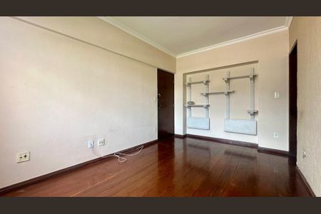Apartamento à venda com 180m², 4 quartos e 2 vagas Apartamento à venda com 180m², 4 quartos e 2 vagasSala