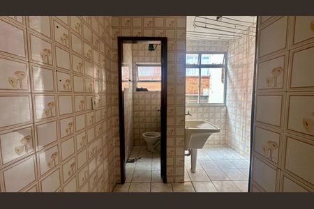 Apartamento à venda com 180m², 4 quartos e 2 vagas Apartamento à venda com 180m², 4 quartos e 2 vagasÁrea de serviço