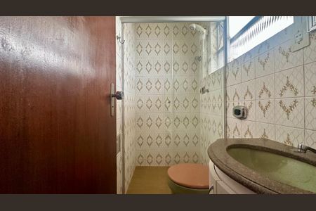 Apartamento à venda com 180m², 4 quartos e 2 vagas Apartamento à venda com 180m², 4 quartos e 2 vagasBanheiro