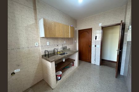 Apartamento à venda com 93m², 3 quartos e 2 vagasCozinha
