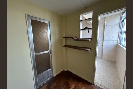 Apartamento à venda com 93m², 3 quartos e 2 vagasQuarto de Serviço