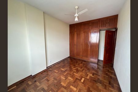 Apartamento à venda com 93m², 3 quartos e 2 vagasQuarto 2
