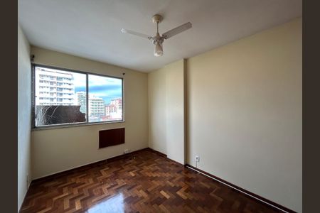 Apartamento à venda com 93m², 3 quartos e 2 vagasQuarto 2