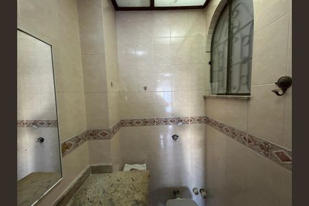 Apartamento à venda com 93m², 3 quartos e 2 vagasBanheiro Social