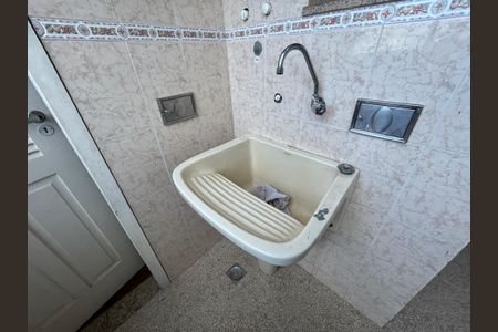 Apartamento à venda com 93m², 3 quartos e 2 vagasÁrea de Serviço