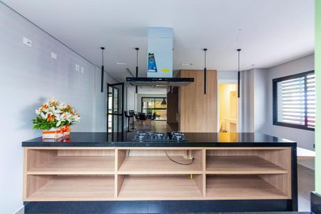 Apartamento à venda com 38m², 2 quartos e 1 vaga Apartamento à venda com 38m², 2 quartos e 1 vagaÁrea comum - Salão de festas