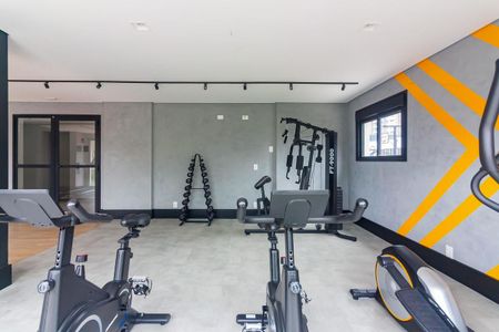 Apartamento à venda com 38m², 2 quartos e 1 vaga Apartamento à venda com 38m², 2 quartos e 1 vagaÁrea comum - Academia