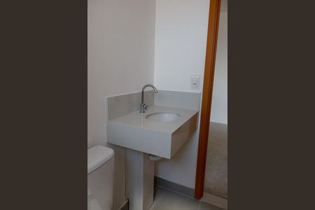 Apartamento à venda com 38m², 2 quartos e 1 vaga Apartamento à venda com 38m², 2 quartos e 1 vagaBanheiro