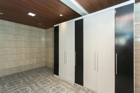 Casa à venda com 78m², 1 quarto e 1 vagaQuarto 