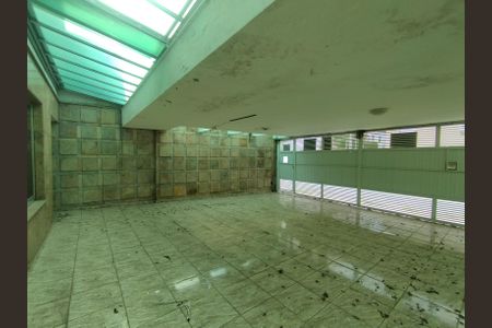 Casa para alugar com 281m², 3 quartos e 4 vagas Casa para alugar com 281m², 3 quartos e 4 vagasGaragem