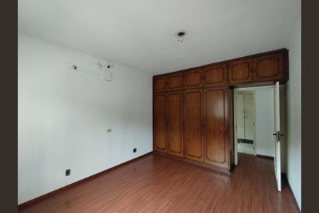 Casa para alugar com 281m², 3 quartos e 4 vagas