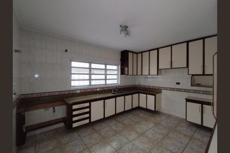 Casa para alugar com 281m², 3 quartos e 4 vagas