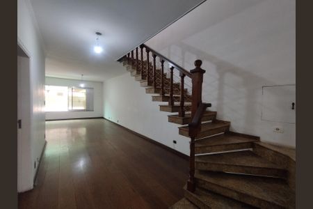 Casa para alugar com 281m², 3 quartos e 4 vagas Casa para alugar com 281m², 3 quartos e 4 vagasSala