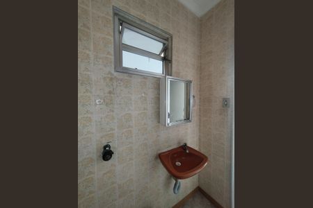 Banheiro de serviço de casa à venda com 3 quartos, 281m² em Vila da Saúde, São Paulo