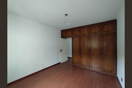 Casa para alugar com 281m², 3 quartos e 4 vagas