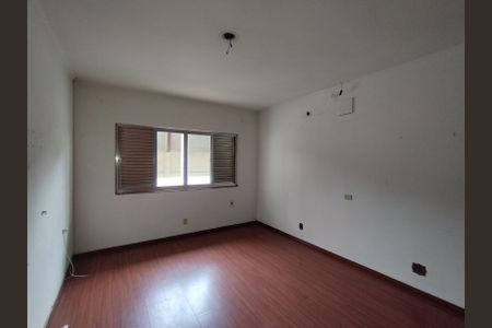 Casa para alugar com 281m², 3 quartos e 4 vagas