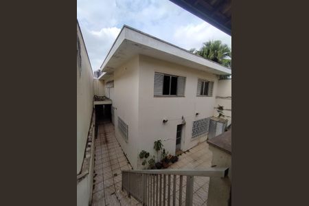 Casa para alugar com 281m², 3 quartos e 4 vagas Casa para alugar com 281m², 3 quartos e 4 vagasQuintal