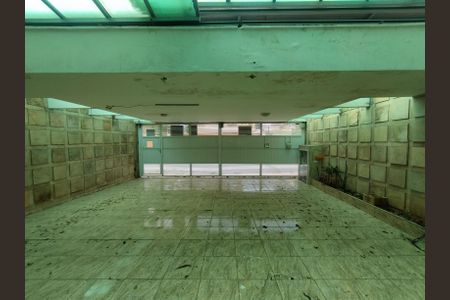 Casa para alugar com 281m², 3 quartos e 4 vagas Casa para alugar com 281m², 3 quartos e 4 vagasGaragem