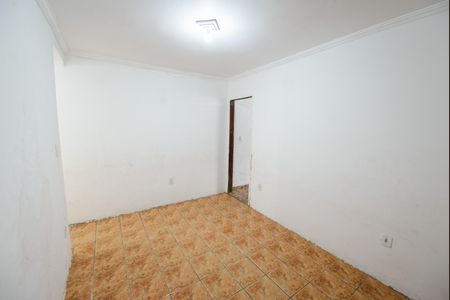 Sala 2 de casa para alugar com 2 quartos, 180m² em Flor do Vale, Taubaté