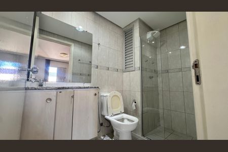 Banheiro de apartamento para alugar com 2 quartos, 110m² em Samambaia, Brasília