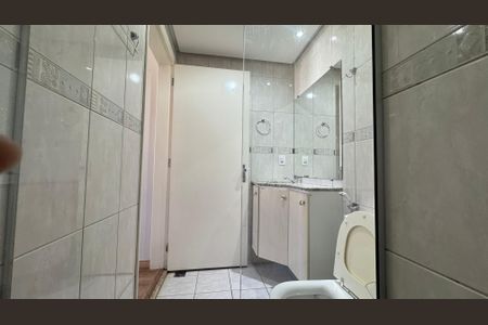 Apartamento para alugar com 110m², 2 quartos e 2 vagas Apartamento para alugar com 110m², 2 quartos e 2 vagasBanheiro