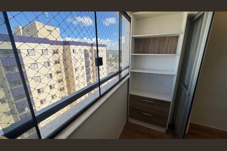 Varanda de apartamento para alugar com 2 quartos, 110m² em Samambaia, Brasília