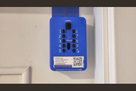 Apartamento para alugar com 45m², 2 quartos e sem vagaEntrada do apartamento caixinha 