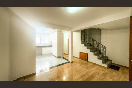 Casa de condomínio à venda com 283m², 4 quartos e 4 vagasCopa