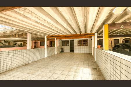 Casa de condomínio à venda com 283m², 4 quartos e 4 vagasGaragem