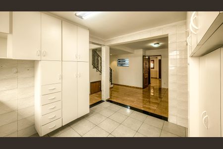 Casa de condomínio à venda com 283m², 4 quartos e 4 vagasCozinha