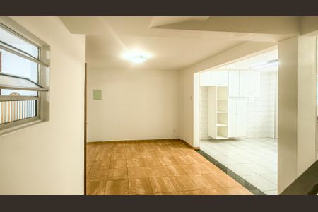 Casa de condomínio à venda com 283m², 4 quartos e 4 vagasCopa