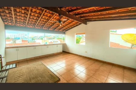 Casa de condomínio à venda com 283m², 4 quartos e 4 vagasTerraço