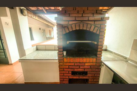 Casa de condomínio à venda com 283m², 4 quartos e 4 vagasChurrasqueira