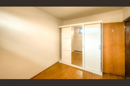 Casa de condomínio à venda com 283m², 4 quartos e 4 vagasQuarto 1Quarto 1