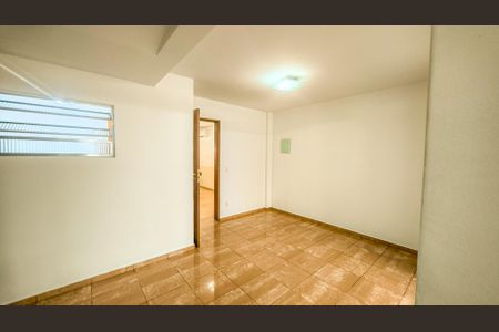 Casa de condomínio à venda com 283m², 4 quartos e 4 vagasCopa