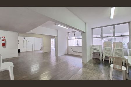 Apartamento à venda com 63m², 2 quartos e sem vaga Apartamento à venda com 63m², 2 quartos e sem vagaSalão de festas