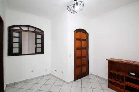 Casa de condomínio para alugar com 70m², 2 quartos e sem vaga Casa de condomínio para alugar com 70m², 2 quartos e sem vagaSala