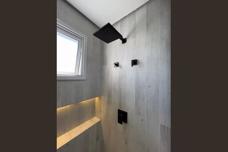 Apartamento para alugar com 119m², 3 quartos e 2 vagasDetalhe do Banheiro da Suite 1