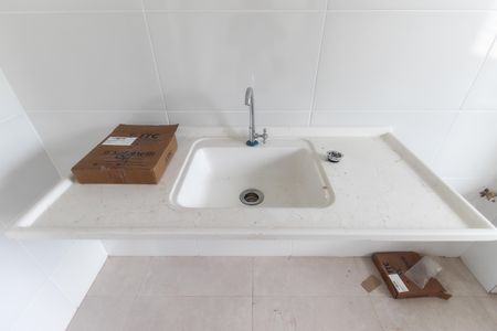 Apartamento para alugar com 53m², 2 quartos e sem vaga Apartamento para alugar com 53m², 2 quartos e sem vagaCozinha e Área de Serviço