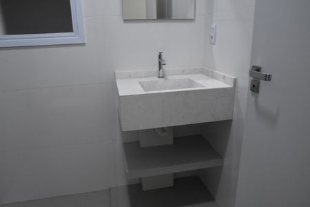 Casa de condomínio para alugar com 87m², 2 quartos e 2 vagas