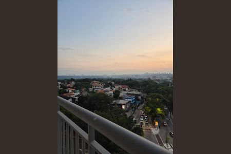 Apartamento para alugar com 39m², 2 quartos e sem vagaVaranda