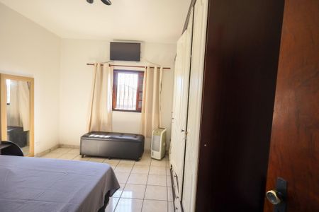 Quarto 1 de casa à venda com 4 quartos, 167m² em Vila dos Andradas, São Paulo