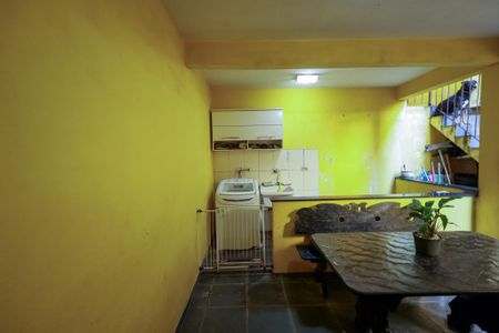Casa à venda com 167m², 4 quartos e 2 vagasÁrea de Serviço - Quintal