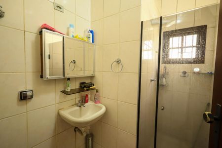 Casa à venda com 167m², 4 quartos e 2 vagasBanheiro Social